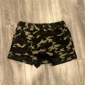 Fashion nova camouflage shorts - size M